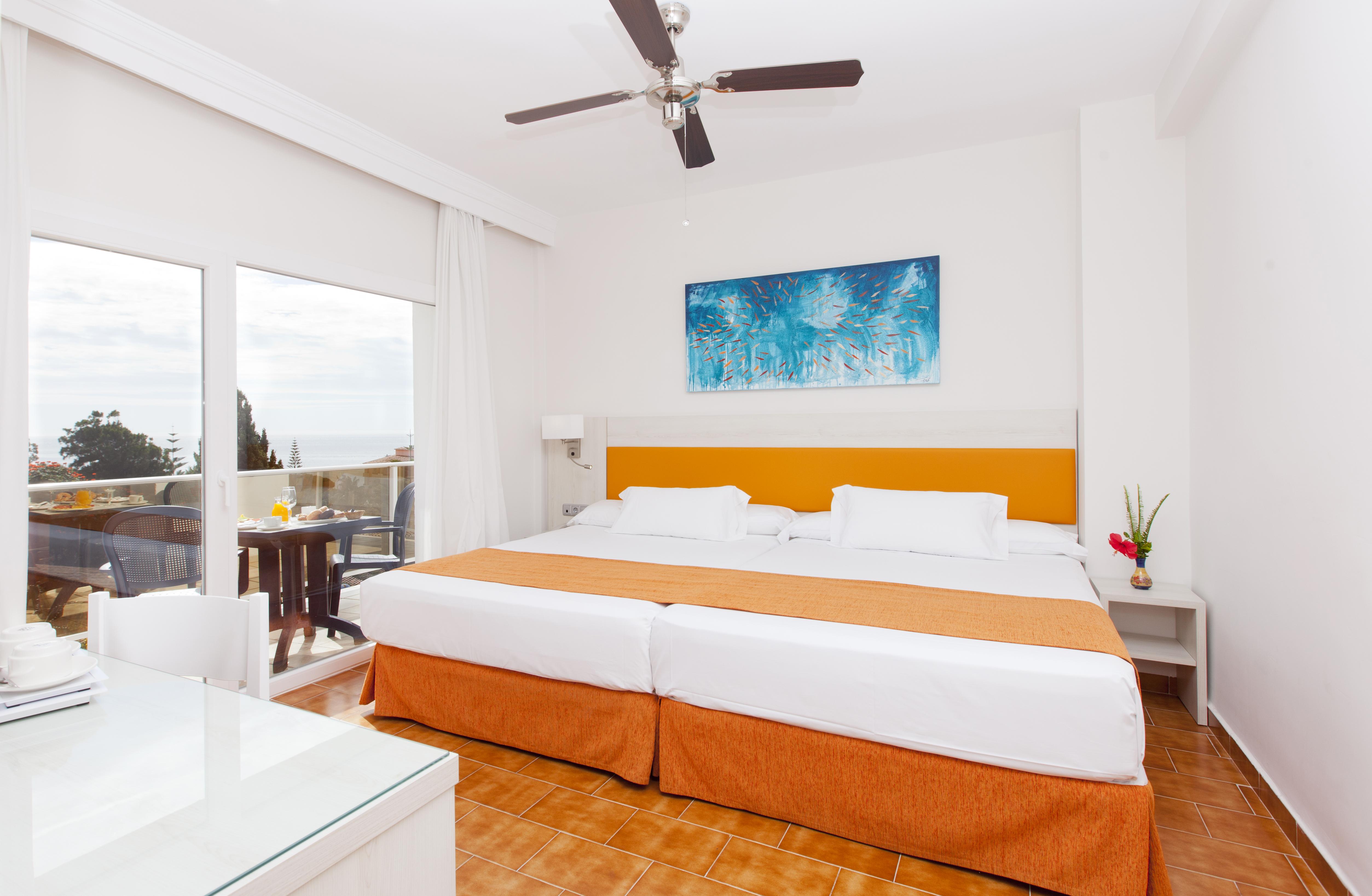 Diverhotel Dino Marbella Luaran gambar